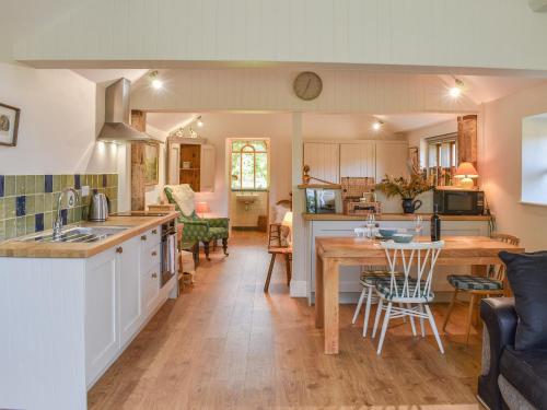 Winebeck Farm Studio — Addingham — photo 3