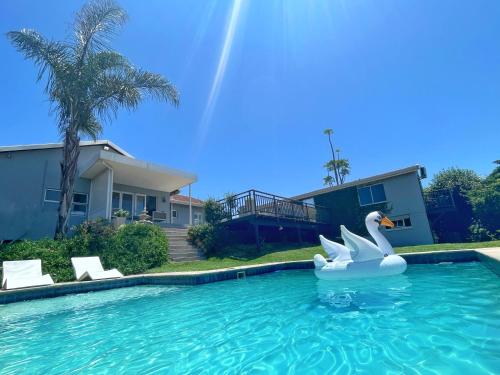 North Breeze Retreats — 4-Star Luxury Hotel in Durban, South Africa