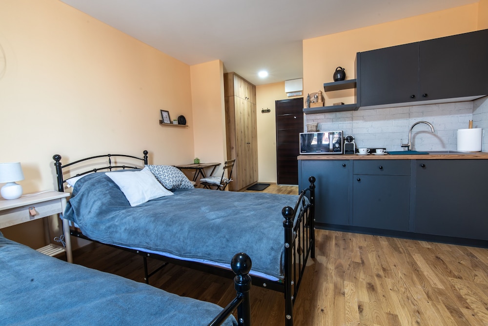 Savčić Apartmani — 4-Star Luxury Hotel in Petrovac, Serbia