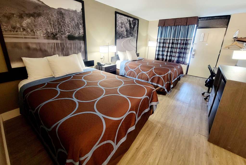 Super 8 by Wyndham Marion NC - photo 13