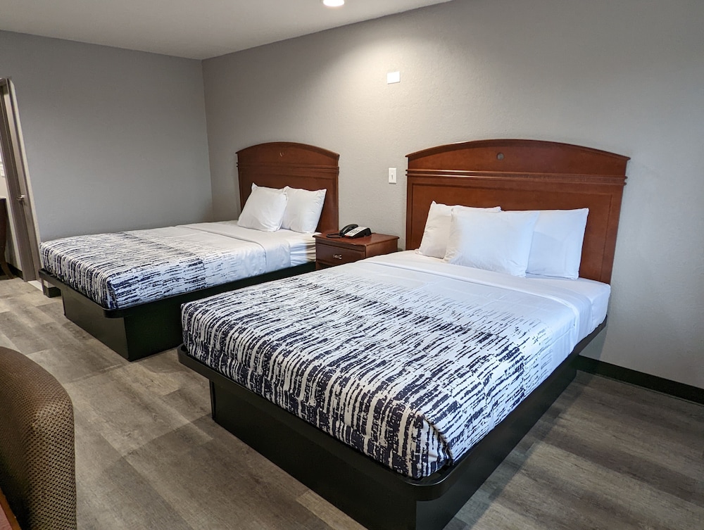 Okc Hotel - photo 7