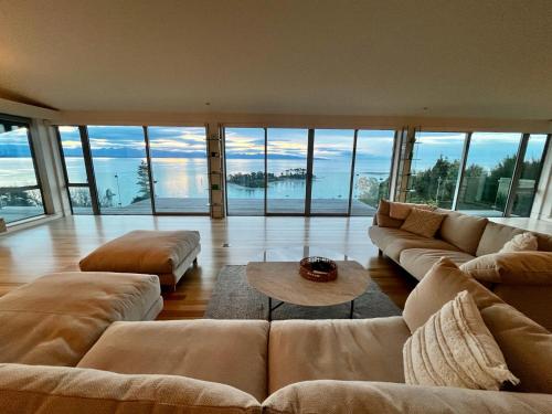 Ocean Horizon Incredible Sea Views & Sunsets — hotel near Nelson Airport