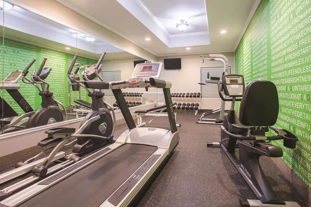 La Quinta Inn & Suites by Wyndham Fort Walton Beach - photo 8