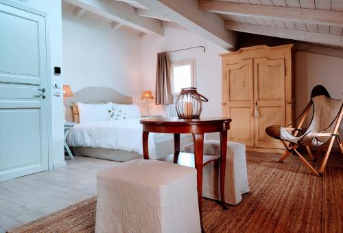 Il Cortiletto Suites & Apartments — 4-Star Luxury Hotel in Pistoia, Italy