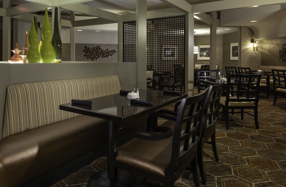 DoubleTree by Hilton Kansas City Overland Park - photo 34