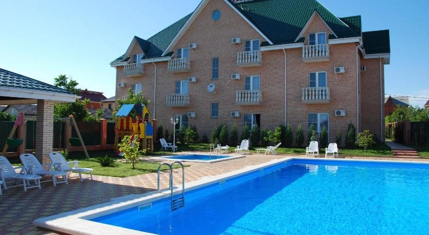 Undersun Village - carbon neutral hotel in Unknown City