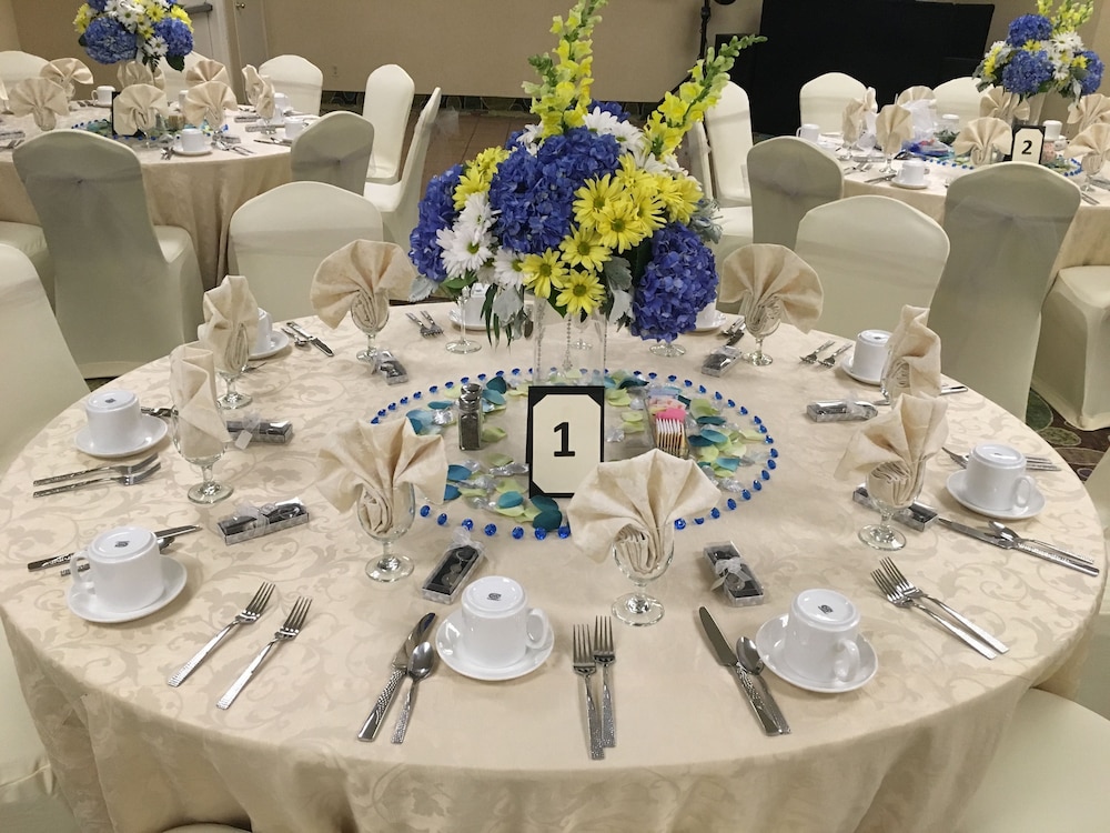 Holiday Inn Westbury Long Island by IHG - photo 33