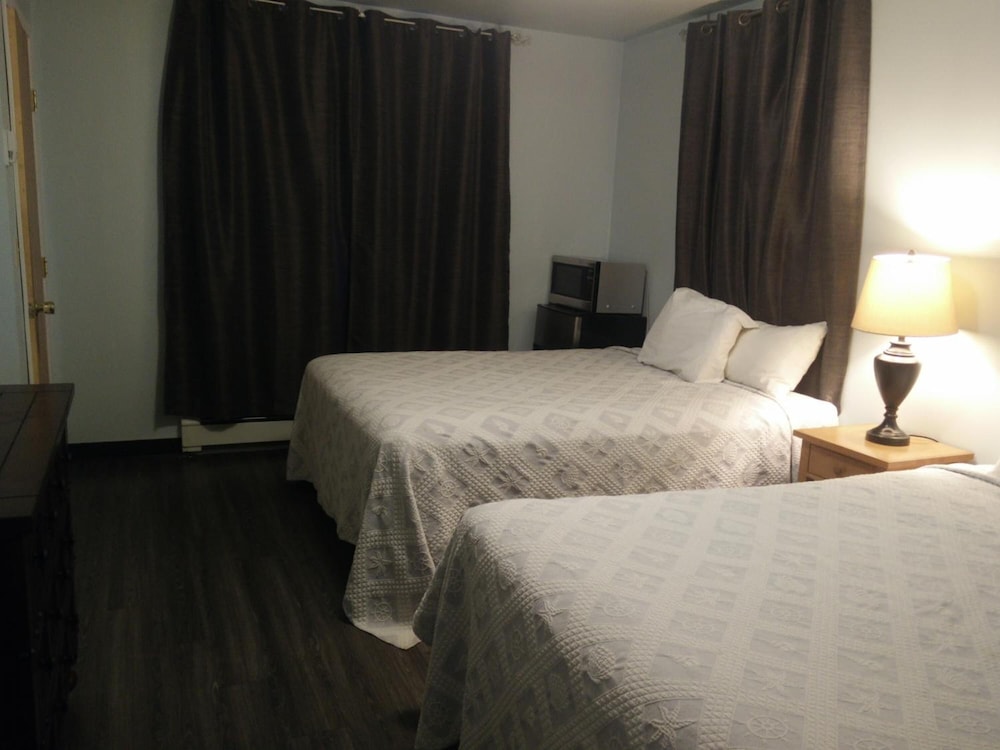 Marina Motel - photo 20