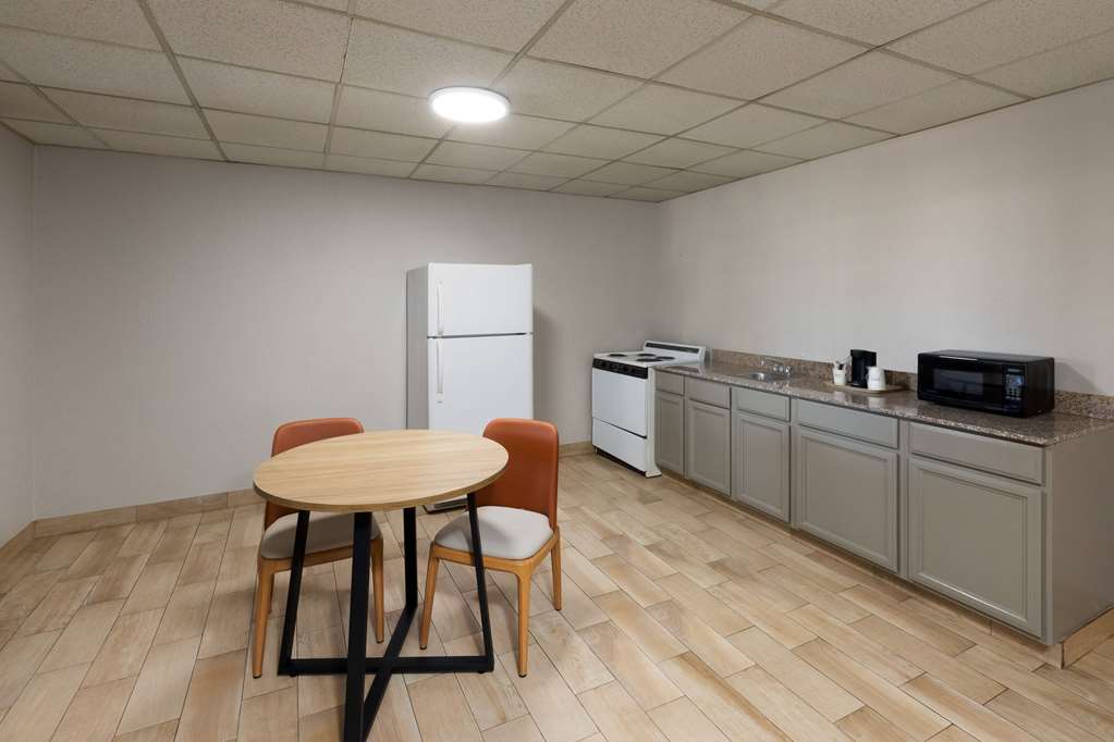Days Inn by Wyndham Oklahoma City - photo 36
