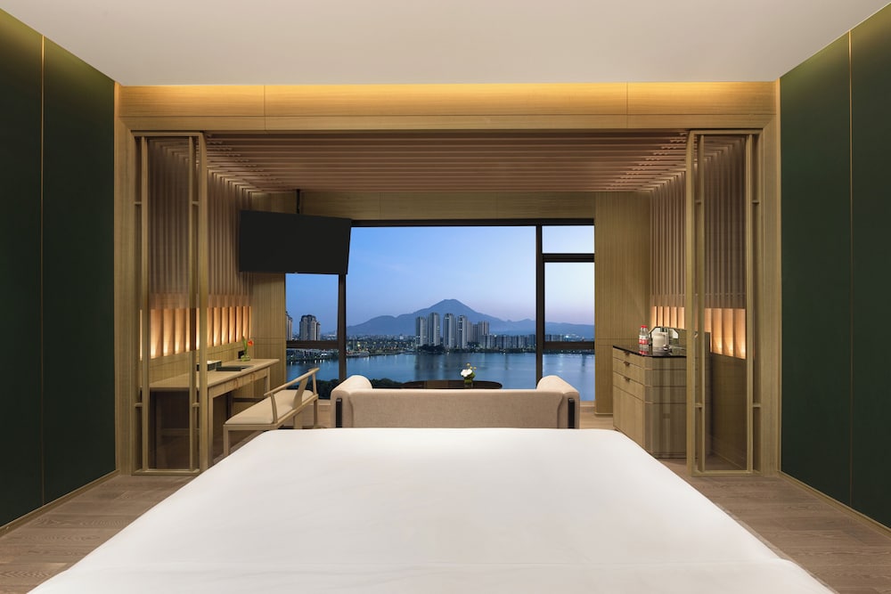 Crowne Plaza Putian by IHG in Putian, People's Republic of China