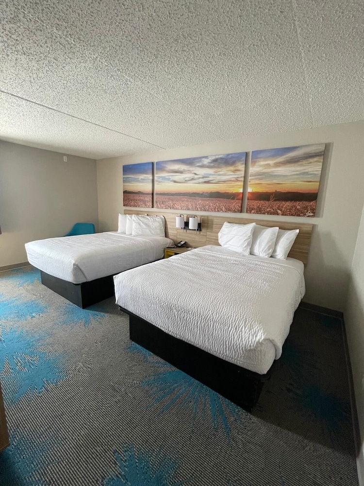 Days Inn by Wyndham Mandan Bismarck Area - photo 4