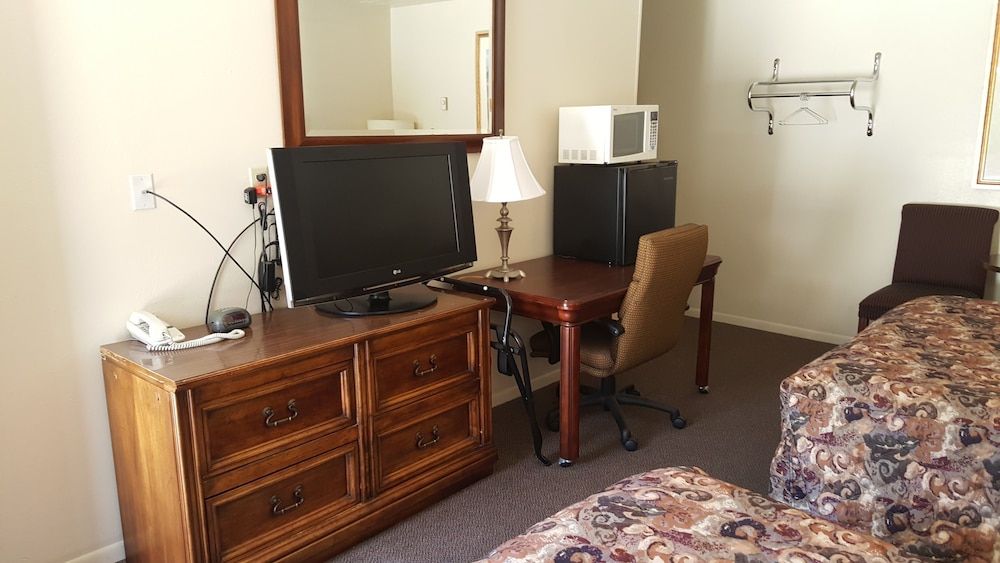 Amber Inn Motel - photo 19