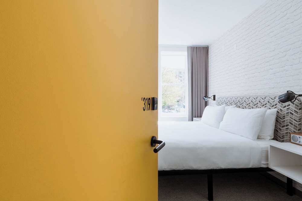 Hotel Hive - photo 39