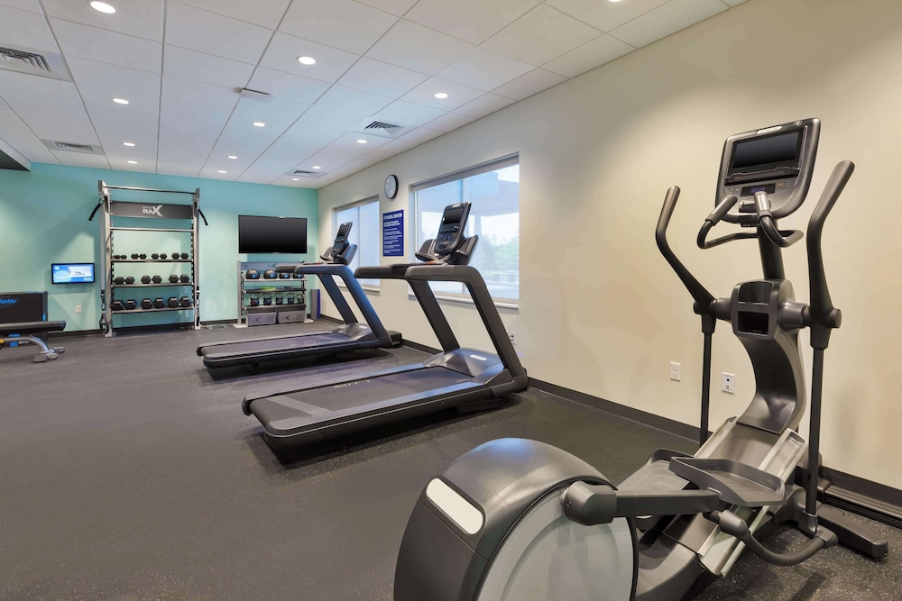 Tru By Hilton Comstock Park Grand Rapids - photo 23