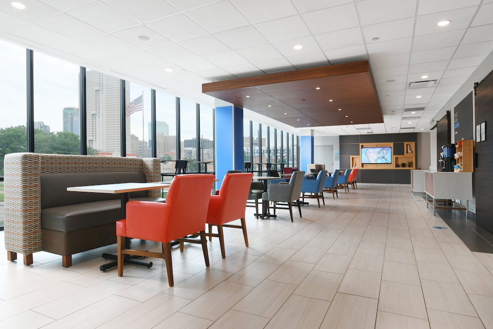 Holiday Inn Express & Suites Fort Worth Downtown by IHG - photo 23