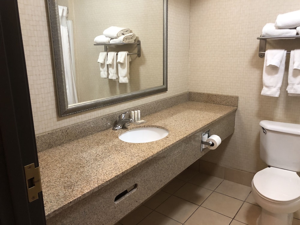 Wingate by Wyndham Ashland - photo 10