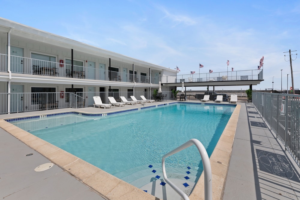 Lu Fran Motel in Wildwood, United States