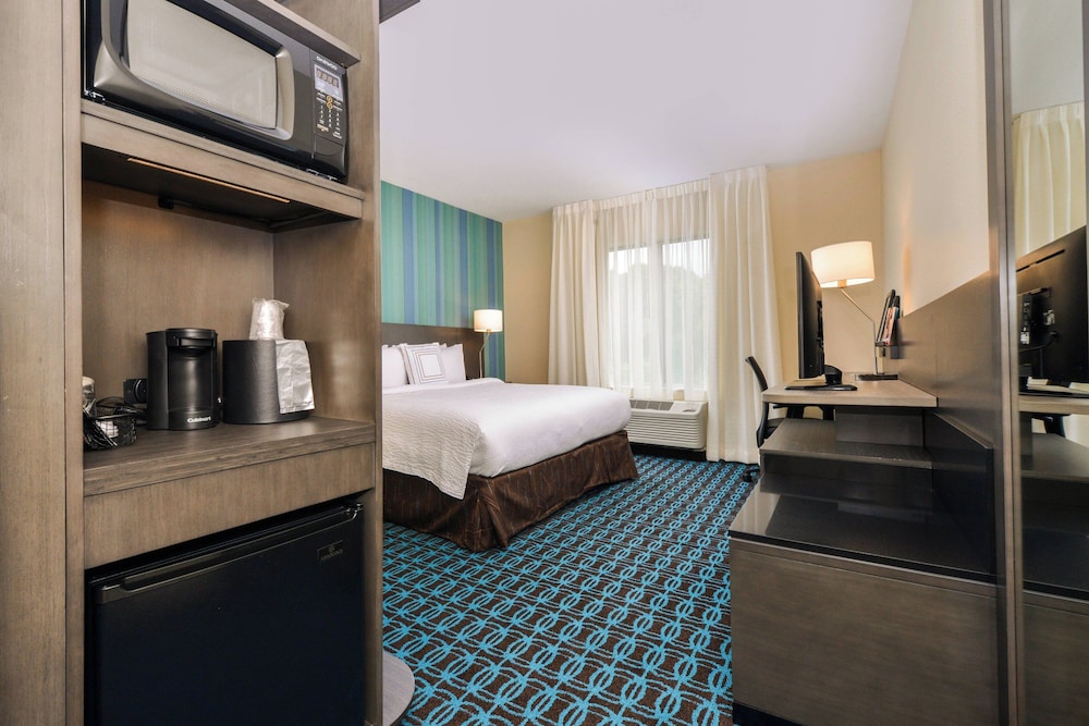 Fairfield Inn & Suites by Marriott Raleigh Cary - photo 14