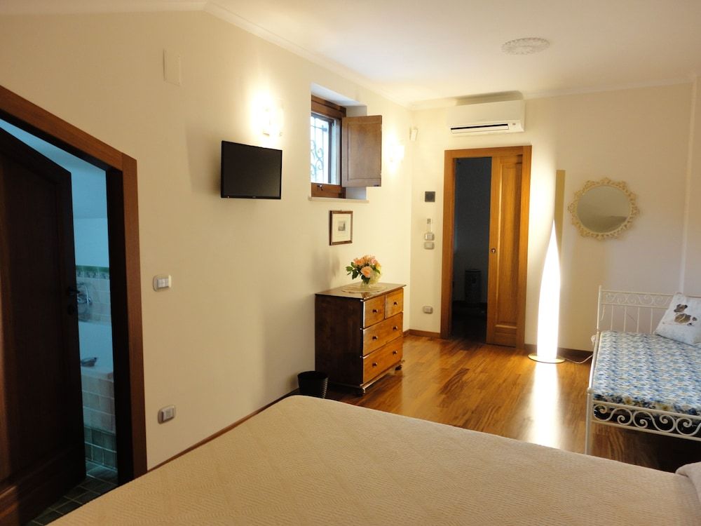 La Villa in Rosa b&b — Ferrazzano — photo 4