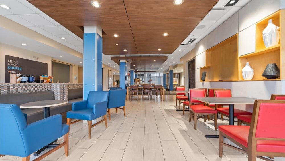 Holiday Inn Express and Suites Macon North - photo 53