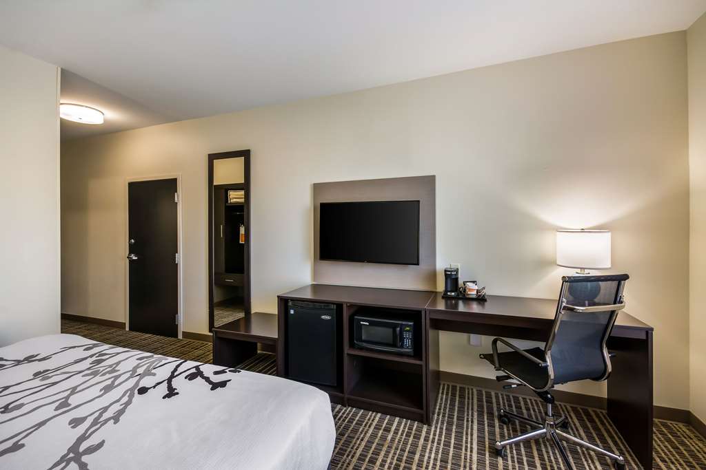 Sleep Inn & Suites Yukon Oklahoma City - photo 9