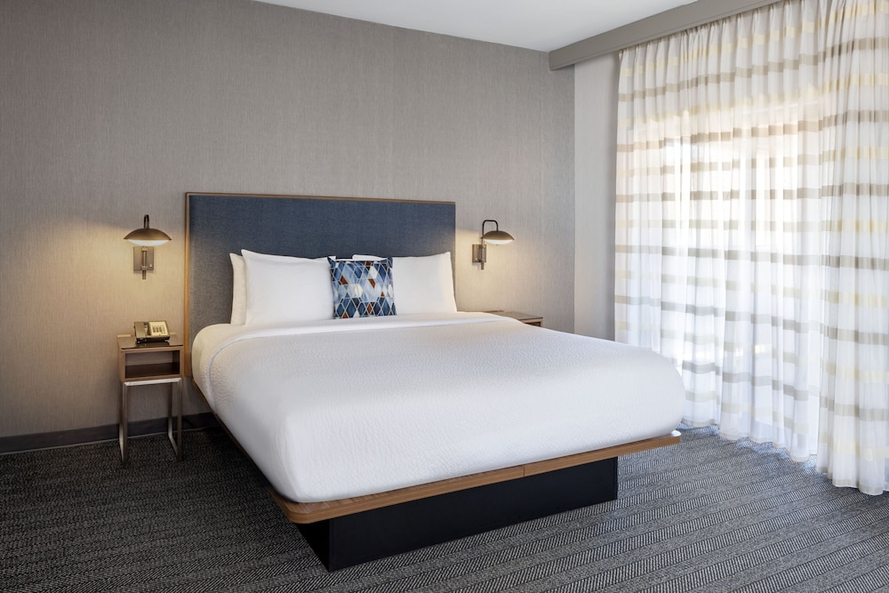 Courtyard by Marriott Santa Fe - photo 16