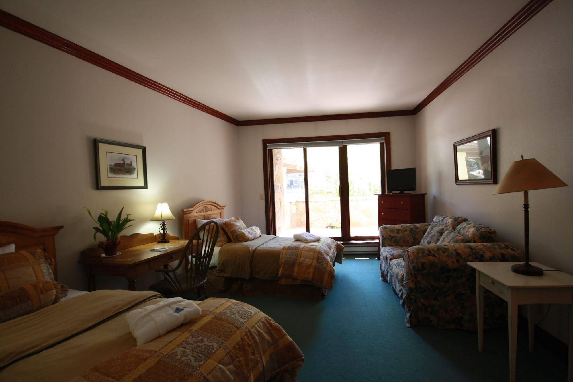 Snowberry by Elevation Accommodations - photo 16