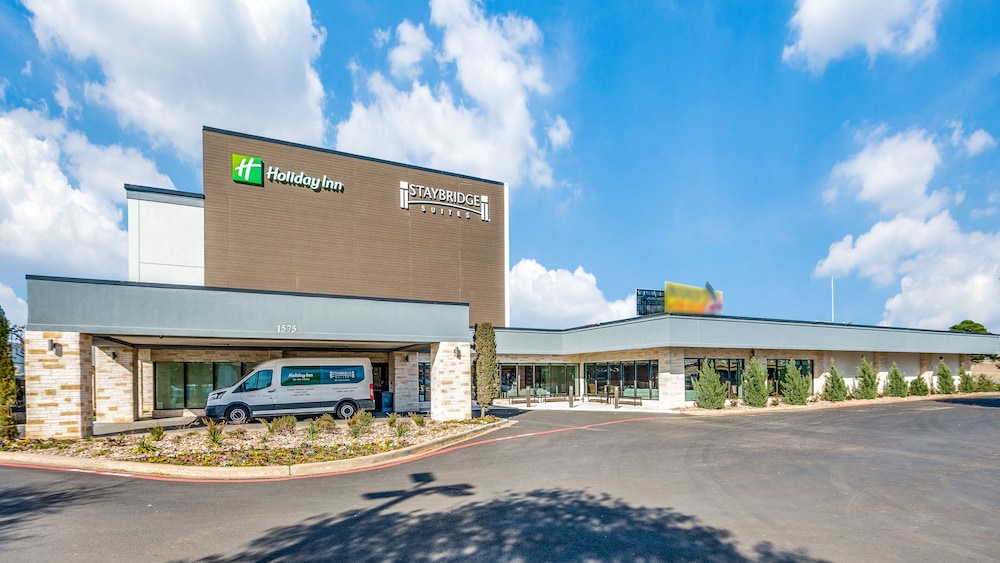 Staybridge Suites Dallas Market Ctr Love Field by IHG - photo 74