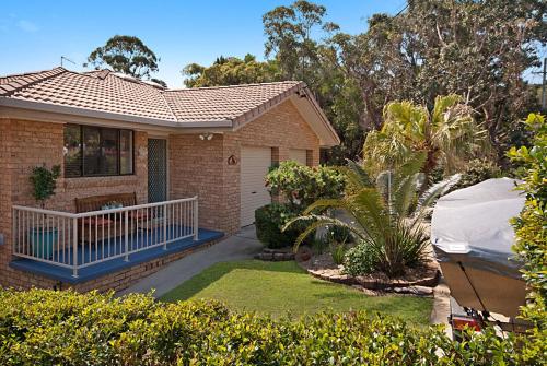 Unit 2 36 Sunderland Street Evans Head in Evans Head, Australia