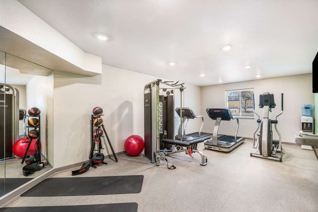 WoodSpring Suites Bradenton - photo 24
