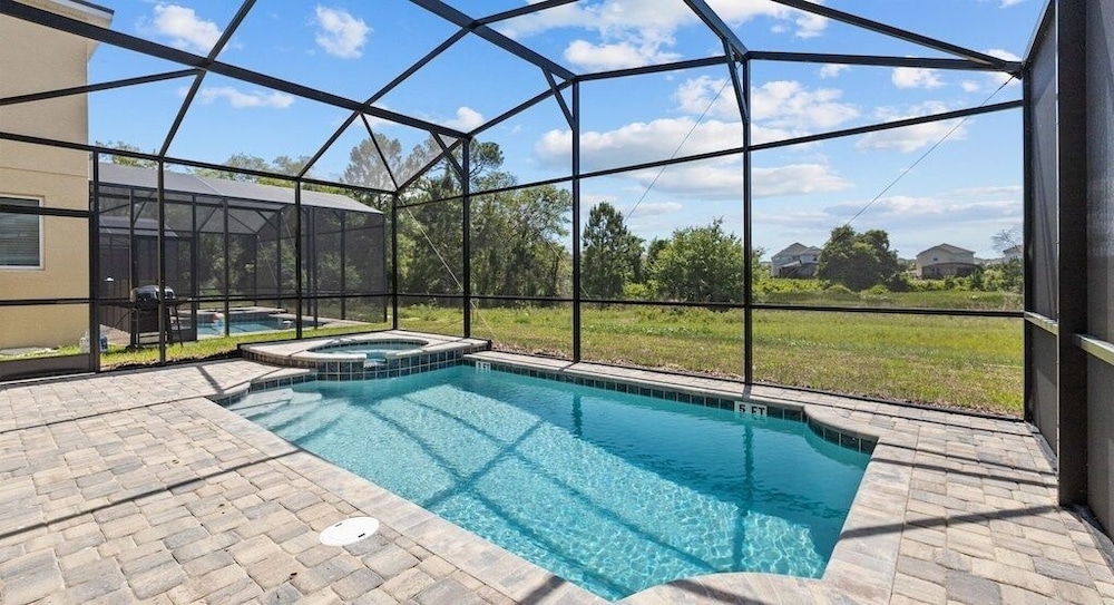 Lake View Solara Resort 6 Bed private Pool 6 Bedroom Home - featured photo