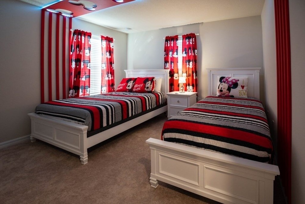 Luxury For The Whole Family At Windsor Island Resort 5 Bedroom Villa - photo 5