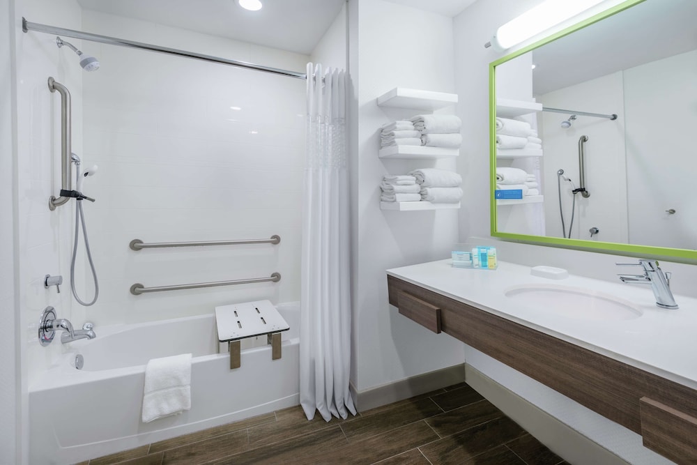 Hampton Inn & Suites by Hilton Portland Corpus Christi - photo 20