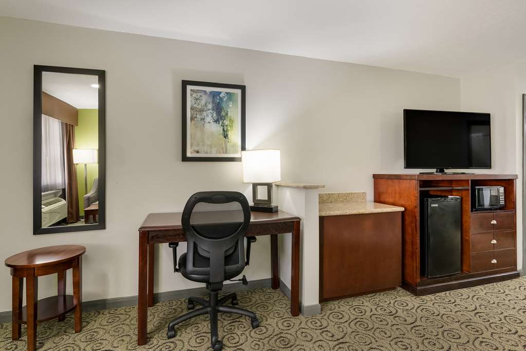 SureStay Hotel by Best Western Deer Park - photo 11