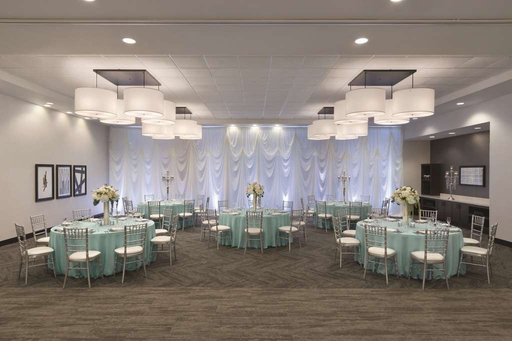 Hyatt Place Chicago O'Hare Airport - photo 31