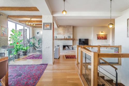 Ateshgah Residence