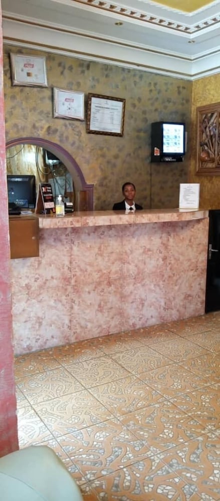 New Town Palace Hotel — Garoua — photo 2