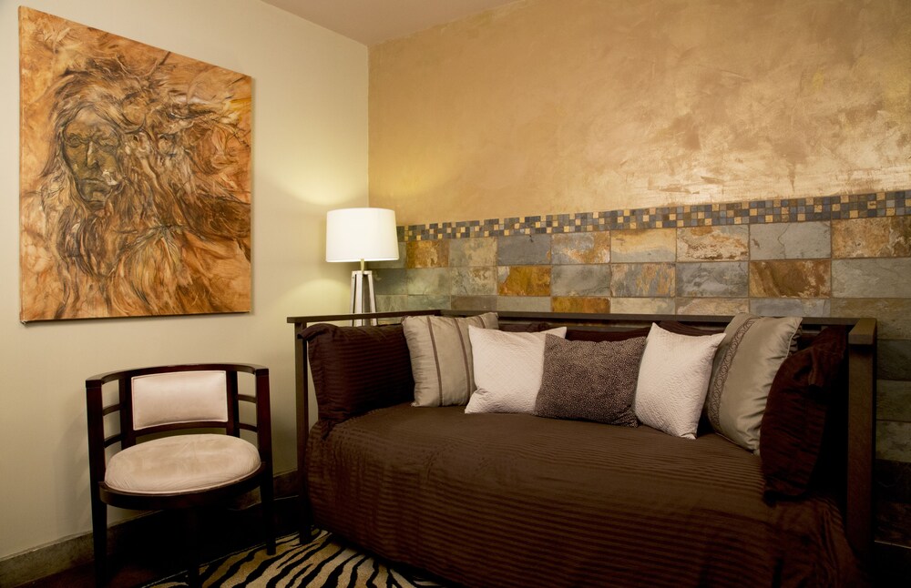 Luxx Plaza Hotel - photo 36