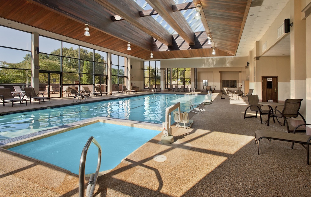 DoubleTree by Hilton Boston North Shore - photo 23