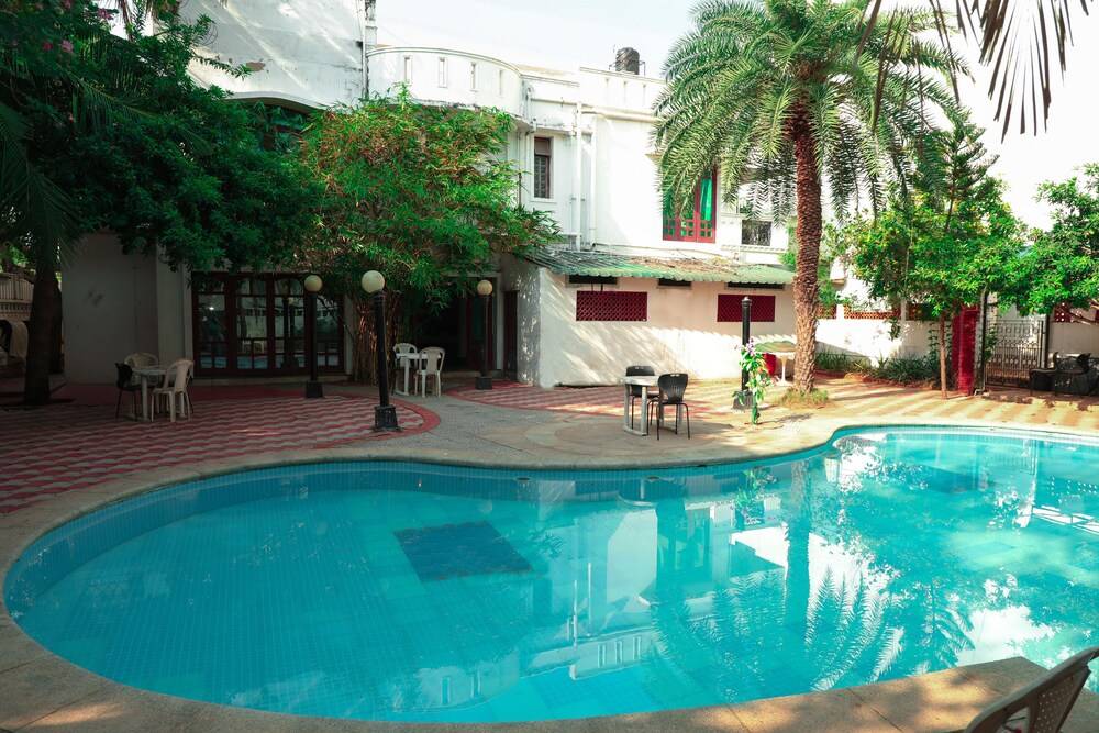 Ulo Cloud 7 Resort - carbon neutral hotel in Chennai