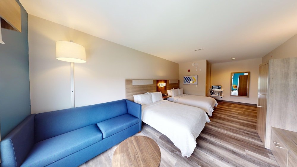 Holiday Inn Express & Suites Chicago Schaumburg an IHG Hotel - photo 14