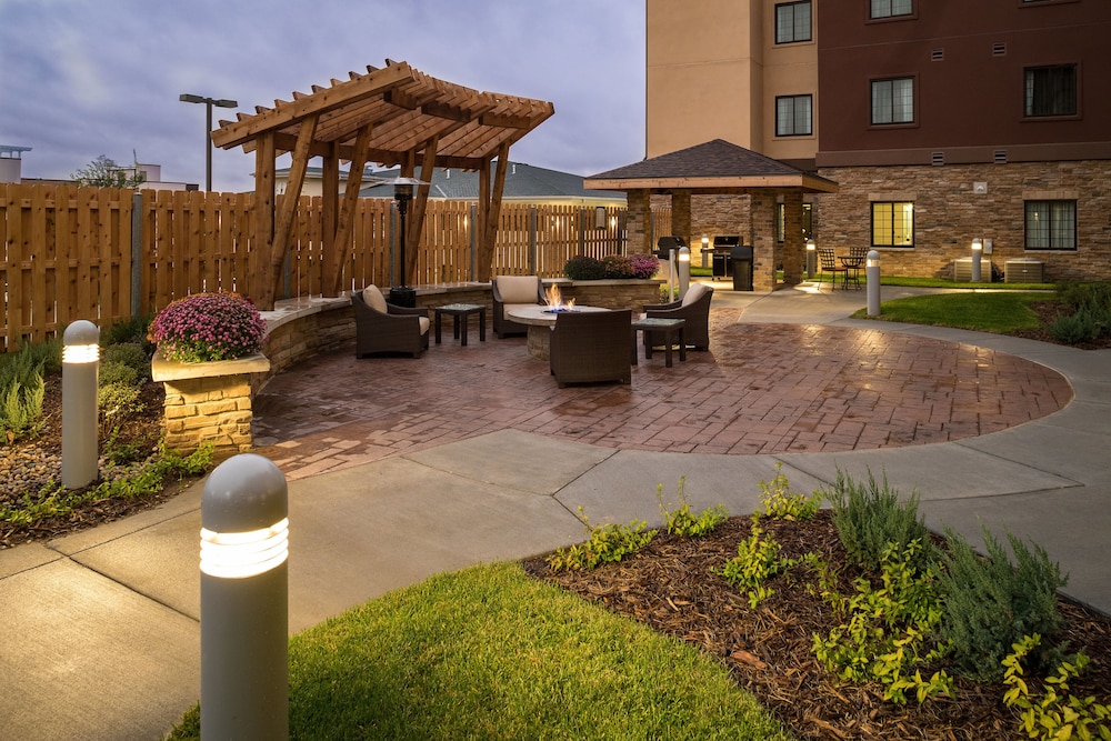 Staybridge Suites Omaha West by IHG - photo 20