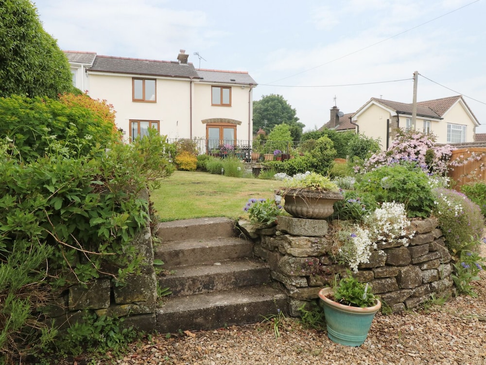 Lynton House 10330153 — Drybrook