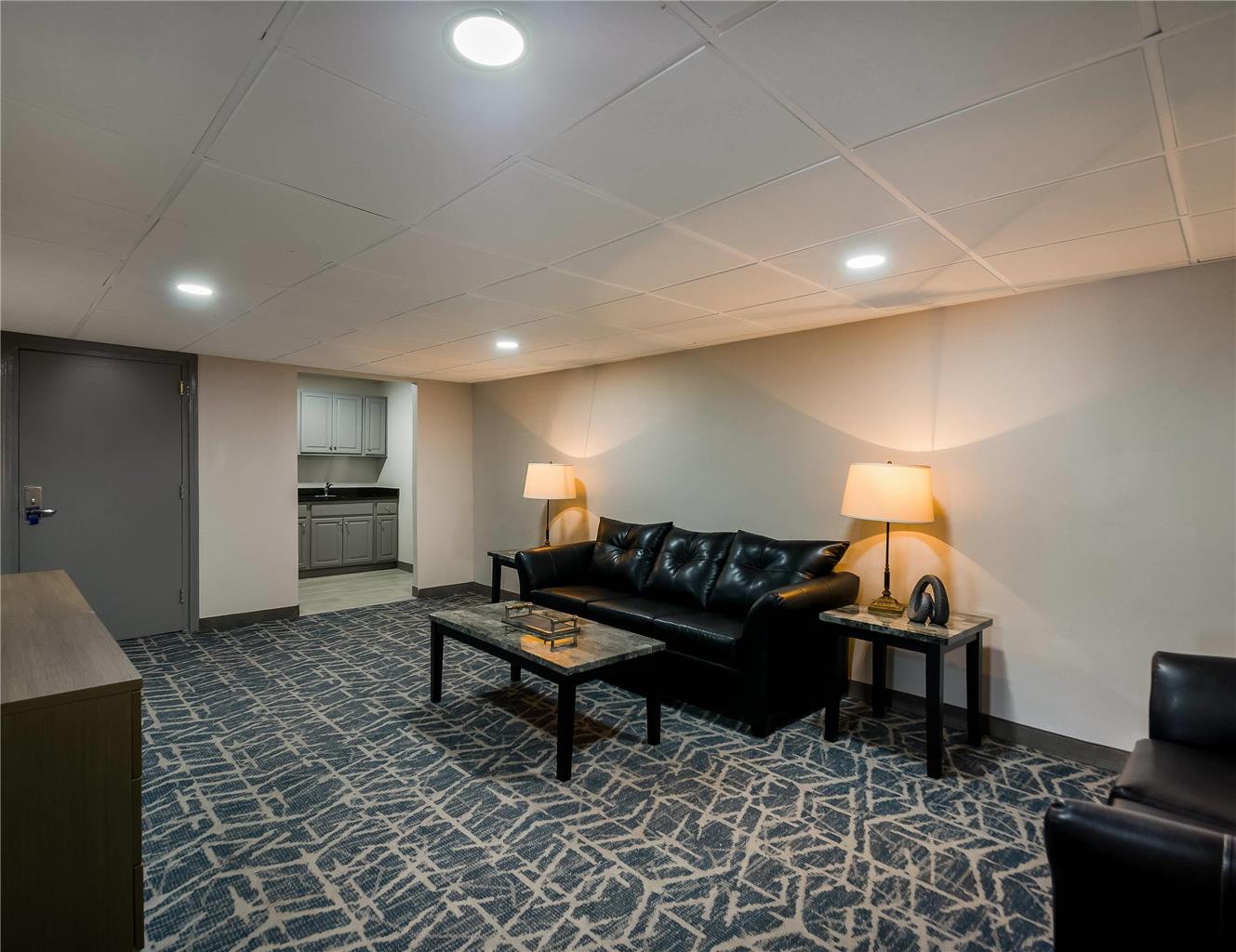 Comfort Inn Falls Church Tysons Corner - photo 23