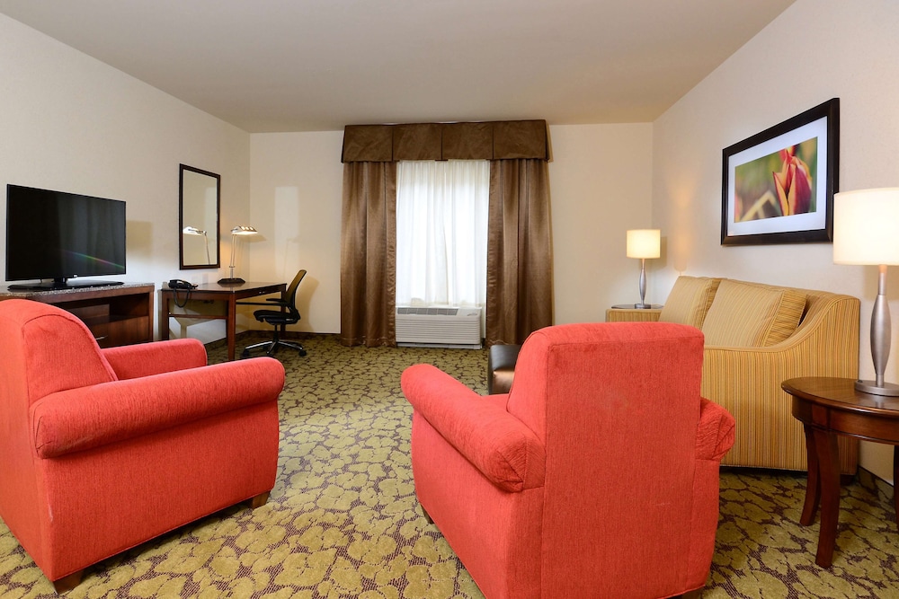 Hilton Garden Inn Greensboro Airport - photo 17