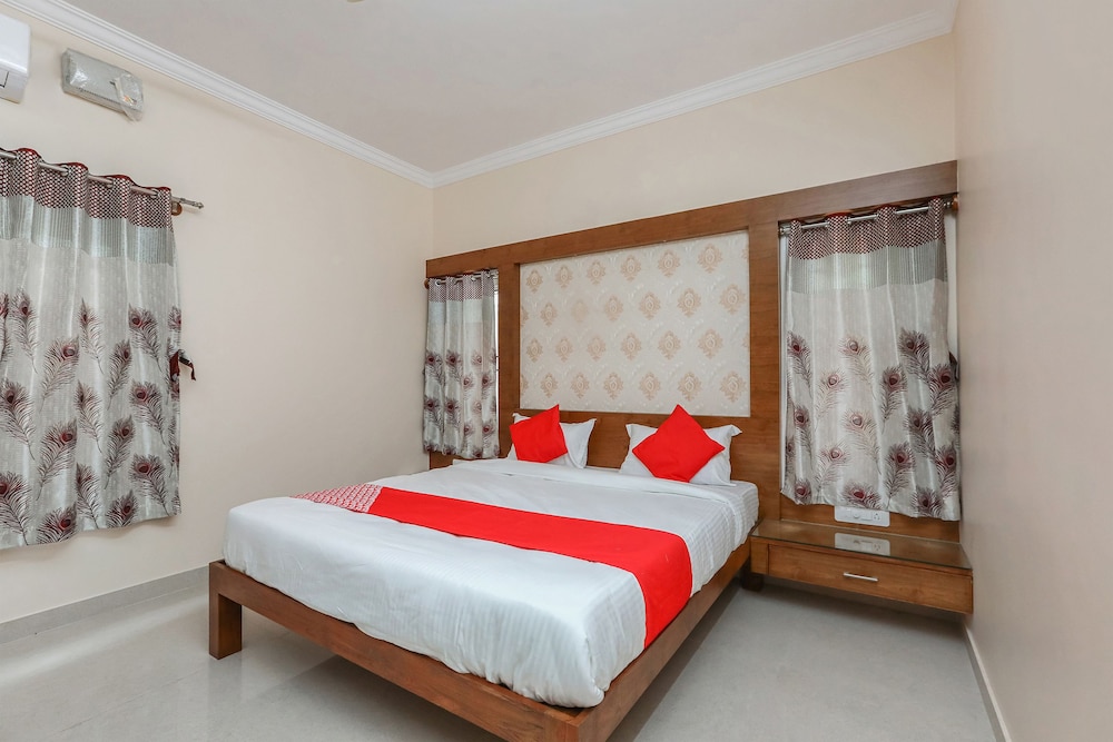 OYO 24264 Monisha Residency - last minute hotel in Mysore