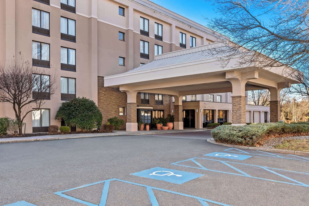 Comfort Inn & Suites Somerset New Brunswick - photo 39