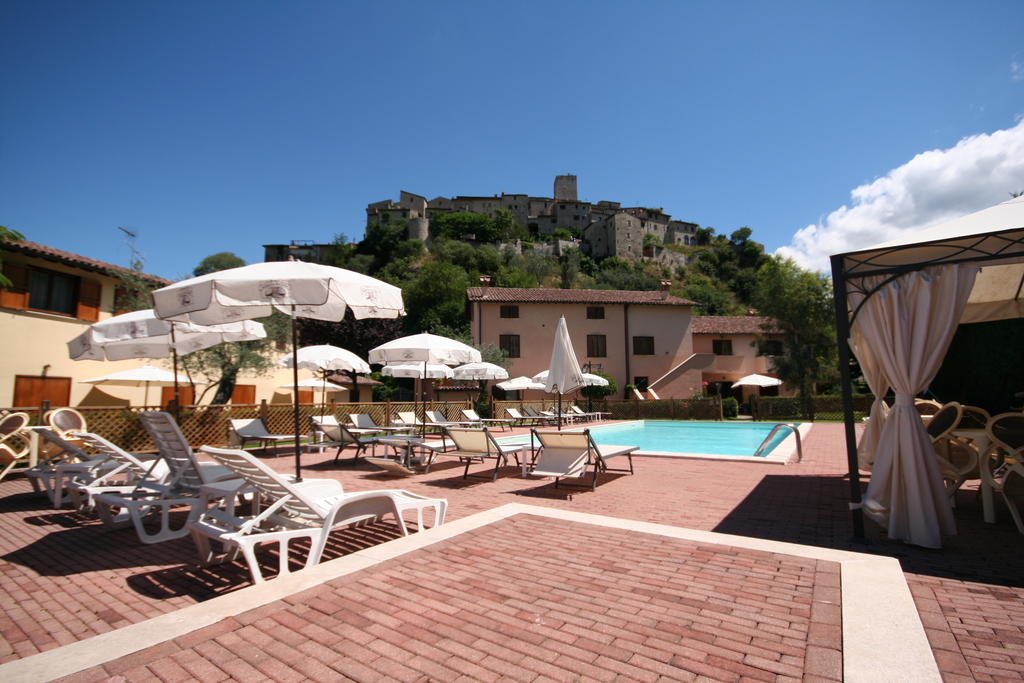 Case Vacanza Fiocchi — Arrone