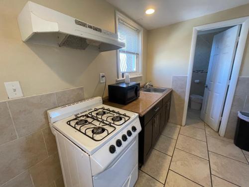 3 Bedroom Apartment — 4-Star Luxury Hotel in Seaside Heights, United States