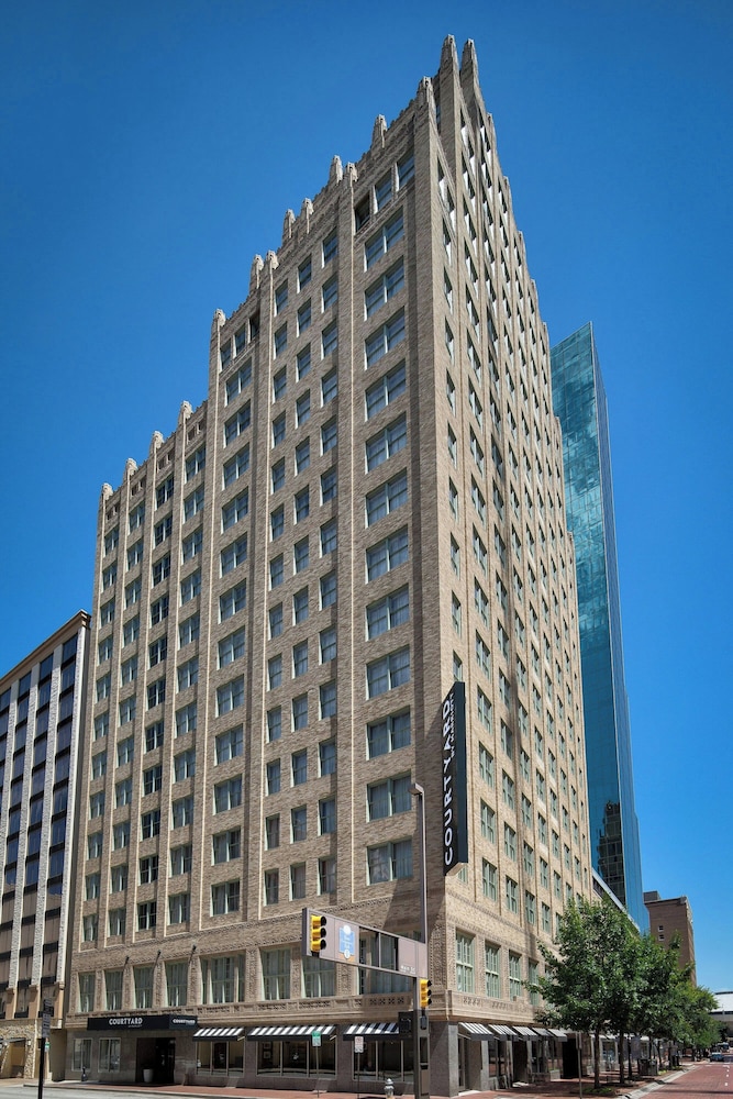 Courtyard by Marriott Fort Worth Downtown Blackstone - photo 49
